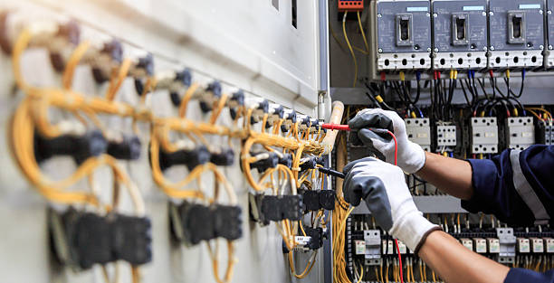 Professional Electrician technician working in Brookings, OR